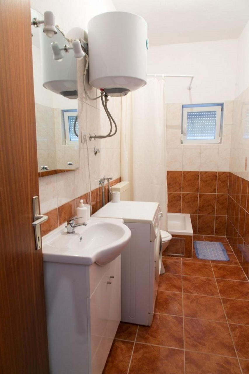 Apartments Ivica - 150M From Sea Trogir Dış mekan fotoğraf